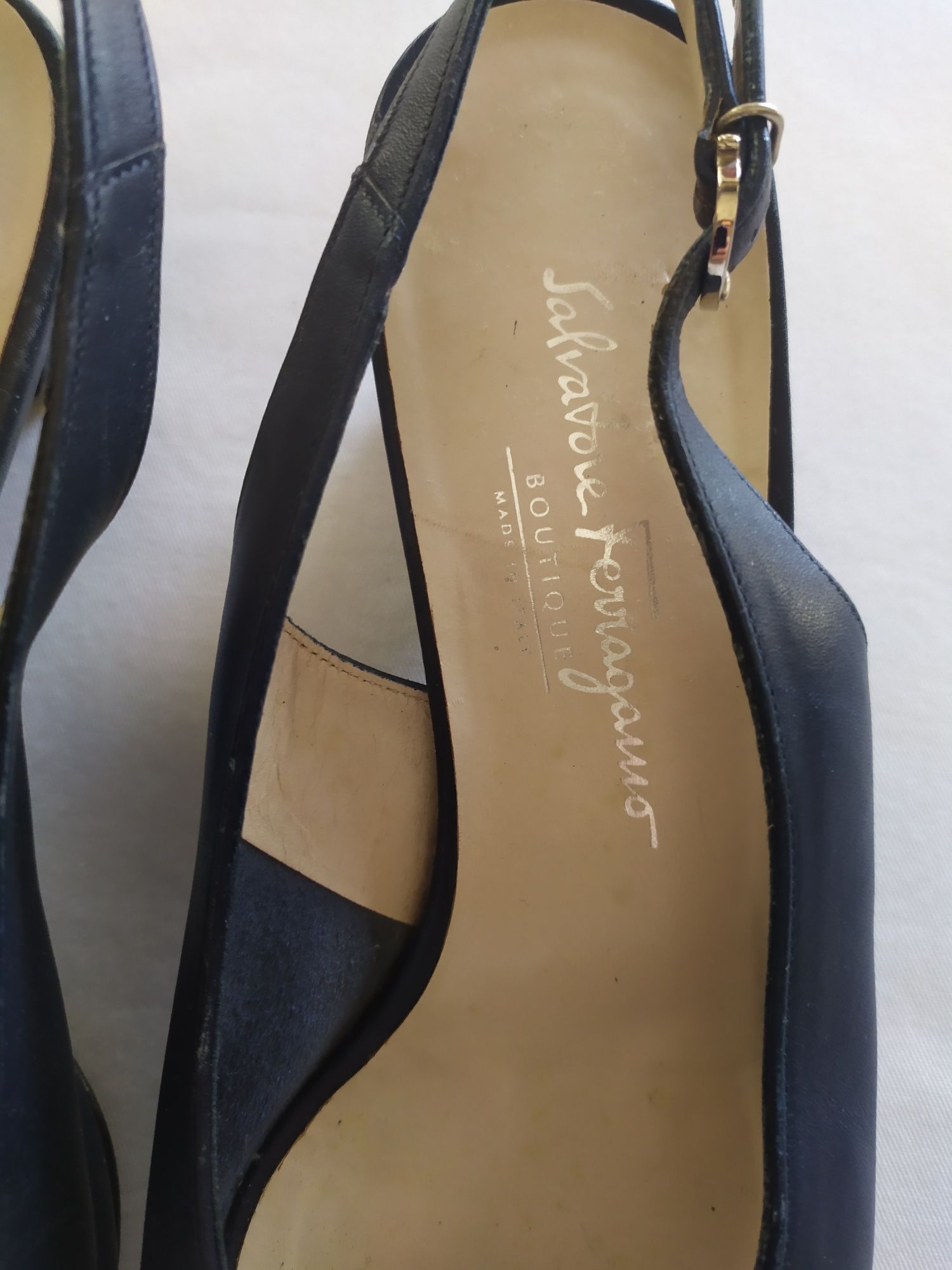 Sandálias Salvatore Ferragamo 37