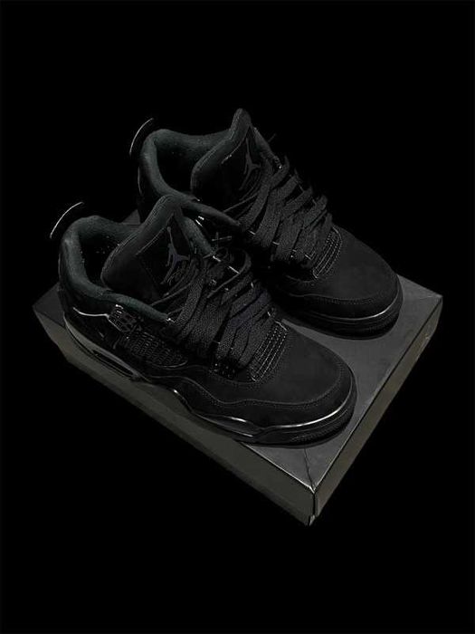 NikeAir Jordan4RetroThunder R.37.5