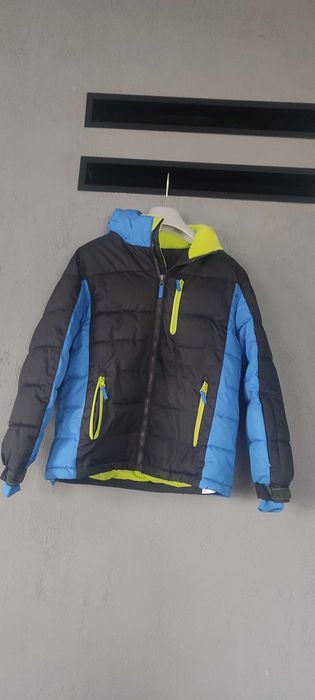 Kurtka zimowa kurteczka narciarska płaszcz parka 134 140