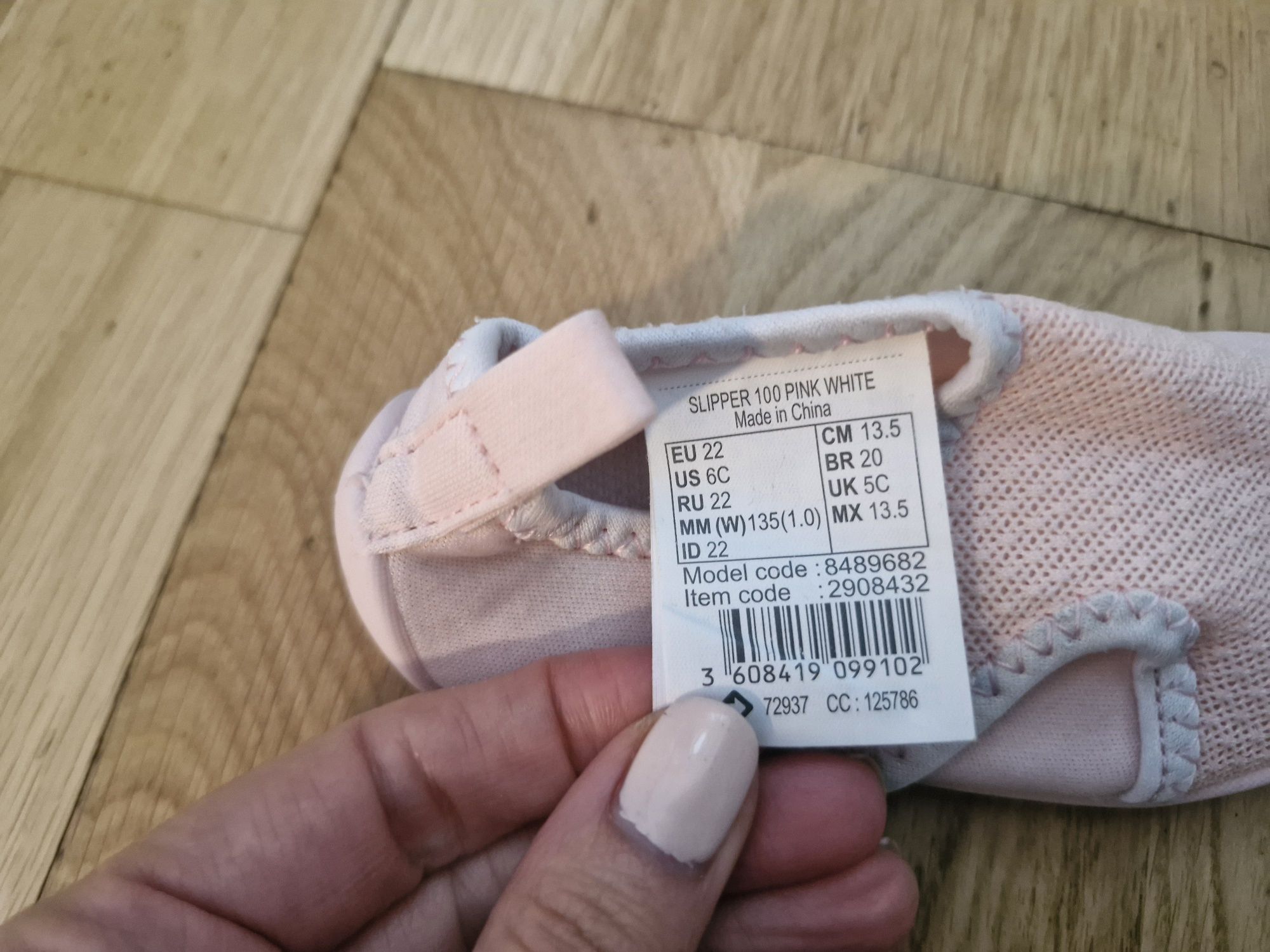 Buty kapcie dla dziewczynki r. 22