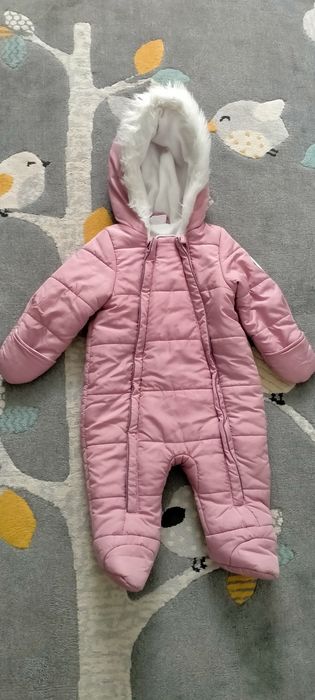 Kombinezon zimowy z czapka rozmiar 74