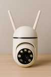 Nowoczesna Kamera WiFi 2MP – Obracana, Wodoodporna, Zdalnie Sterowana