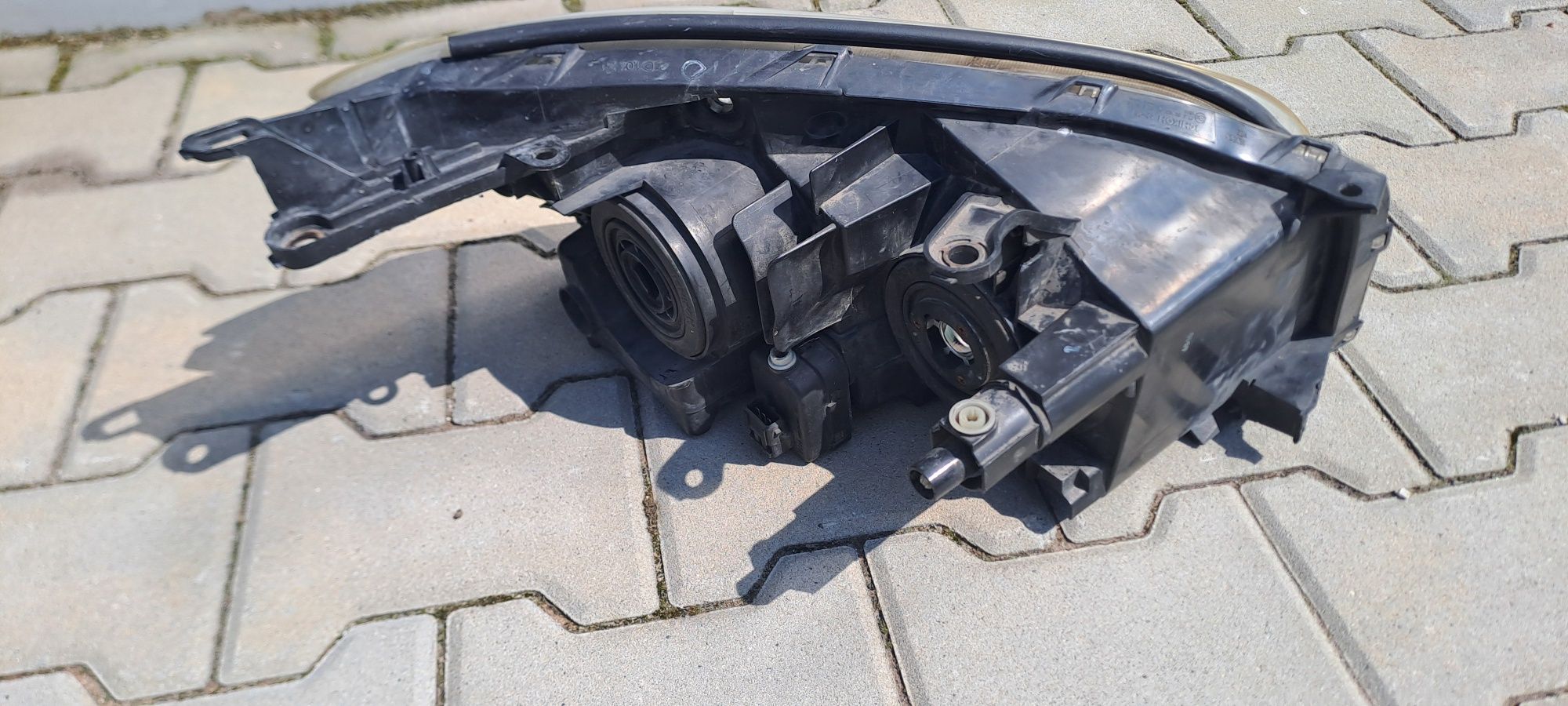 Lampa przednia do toyoty Rav4 2007- oryginał