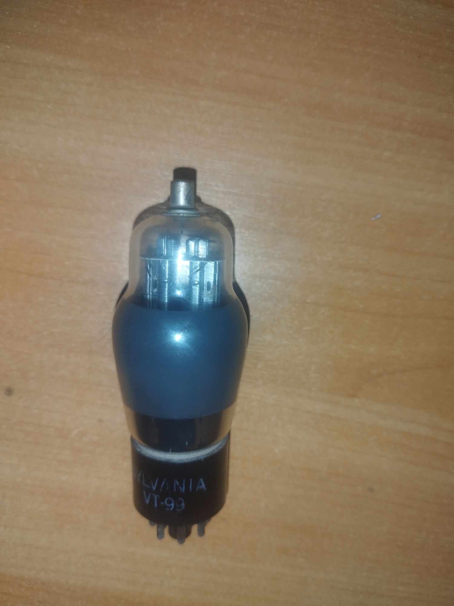 Продам радио лампу Sylvania 6F8G-VT99. Для усилителя, в коллекцию.