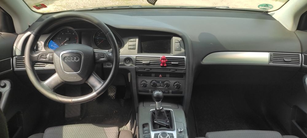 Срочно продам Ауді А6 С6.