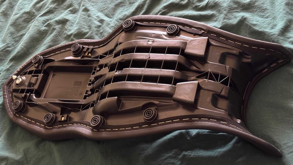 Сидіння мотоцикла BMW F900XR (52539480752)