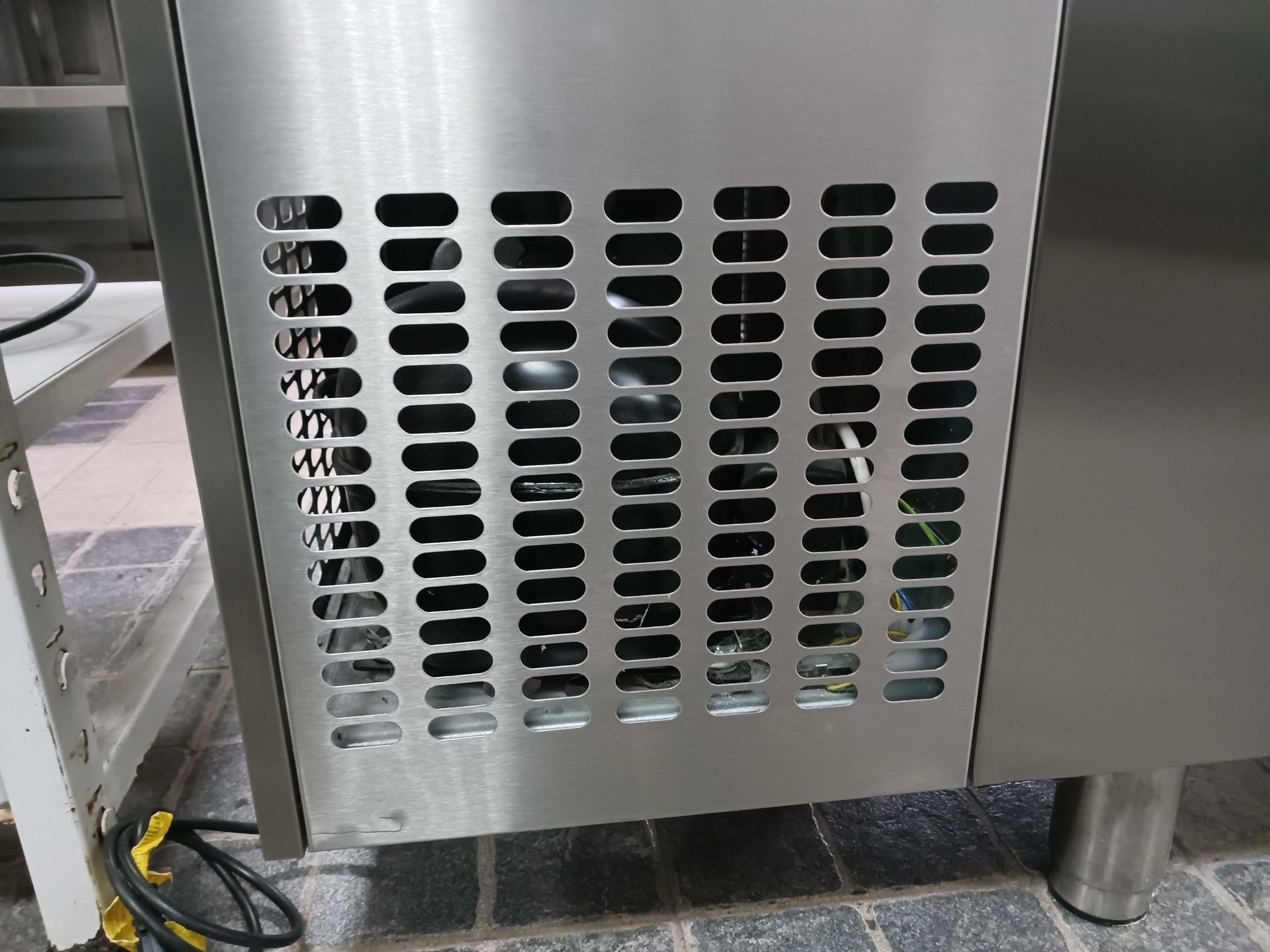 ACM1516 - Bancada Refrigerada em Inox com Tampo de Granito - SEMI-NOVA