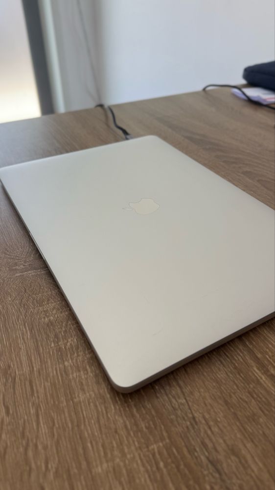 Macbook Pro 16 i7 2019