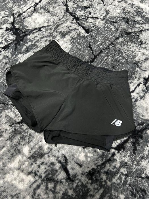 Продам одяг у відмінному стані шорти штани худі кофти кросівки