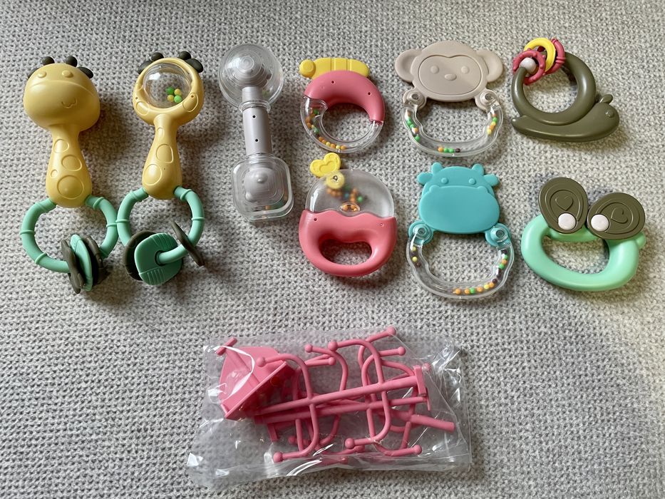 Брязкальця і гризуни в контейнері синій кит