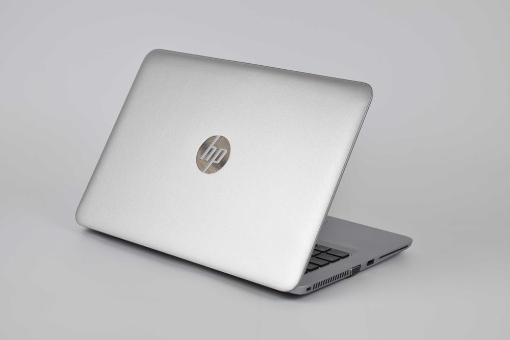 HP EliteBook 820 G3 i5-6200U 8/16гб ssd+hdd 256/512гб 12.5" Ноутбук