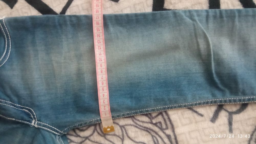 Продам джинсы скинни подростковые для девочки в отличном состоянии