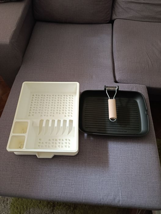 Grelhador, espremedor de laranja e outros