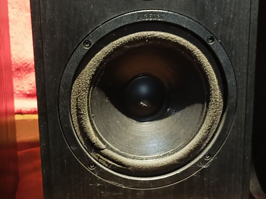 Kolumny Magnat Sonobul.. sprawne z uszkodzeniem.