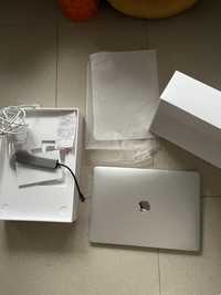 Laptop Apple Macbook Air 13 cali M1/8GB/256GB stan idealny użyty raz