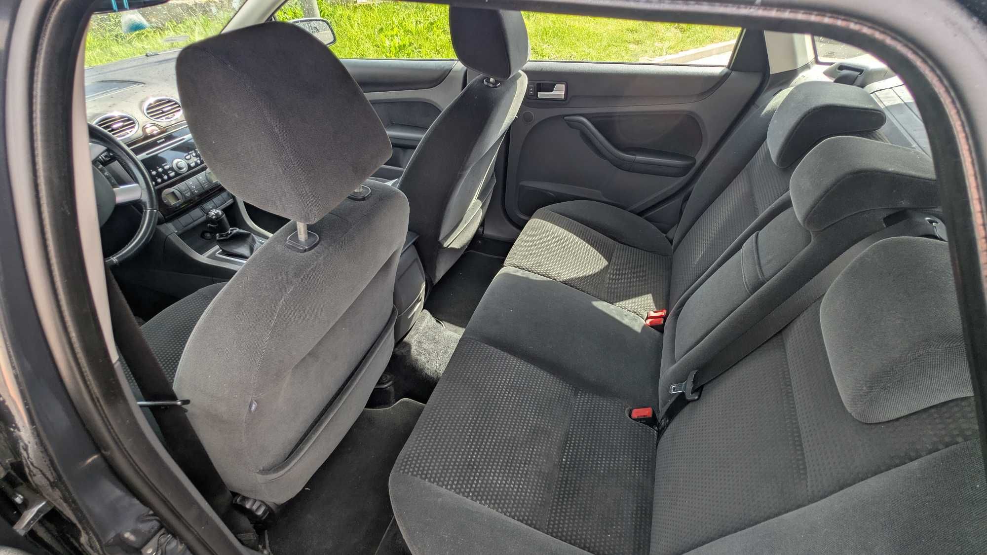 Ford Focus Mk2 kombi Ghia 1.9 TDCi | 2007 | OC/przegląd