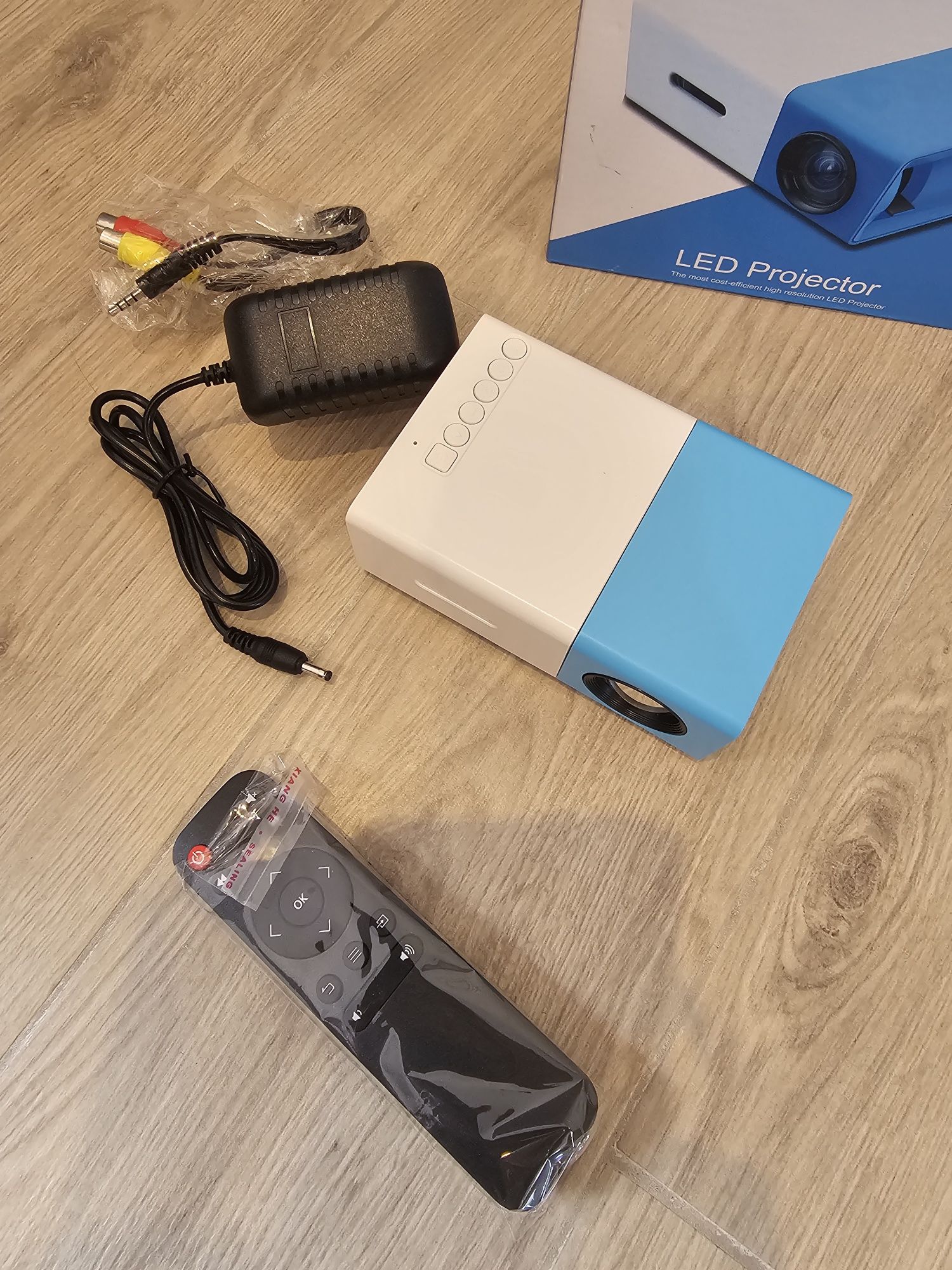 Projektor Mini HDMI USB
