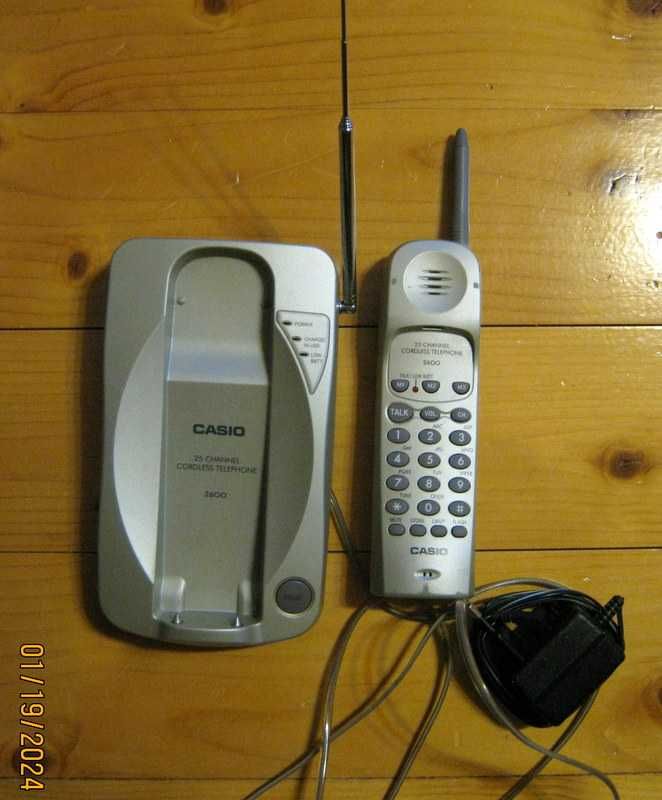 Telefon stacjonarny bezprzewodowy Casio 2600