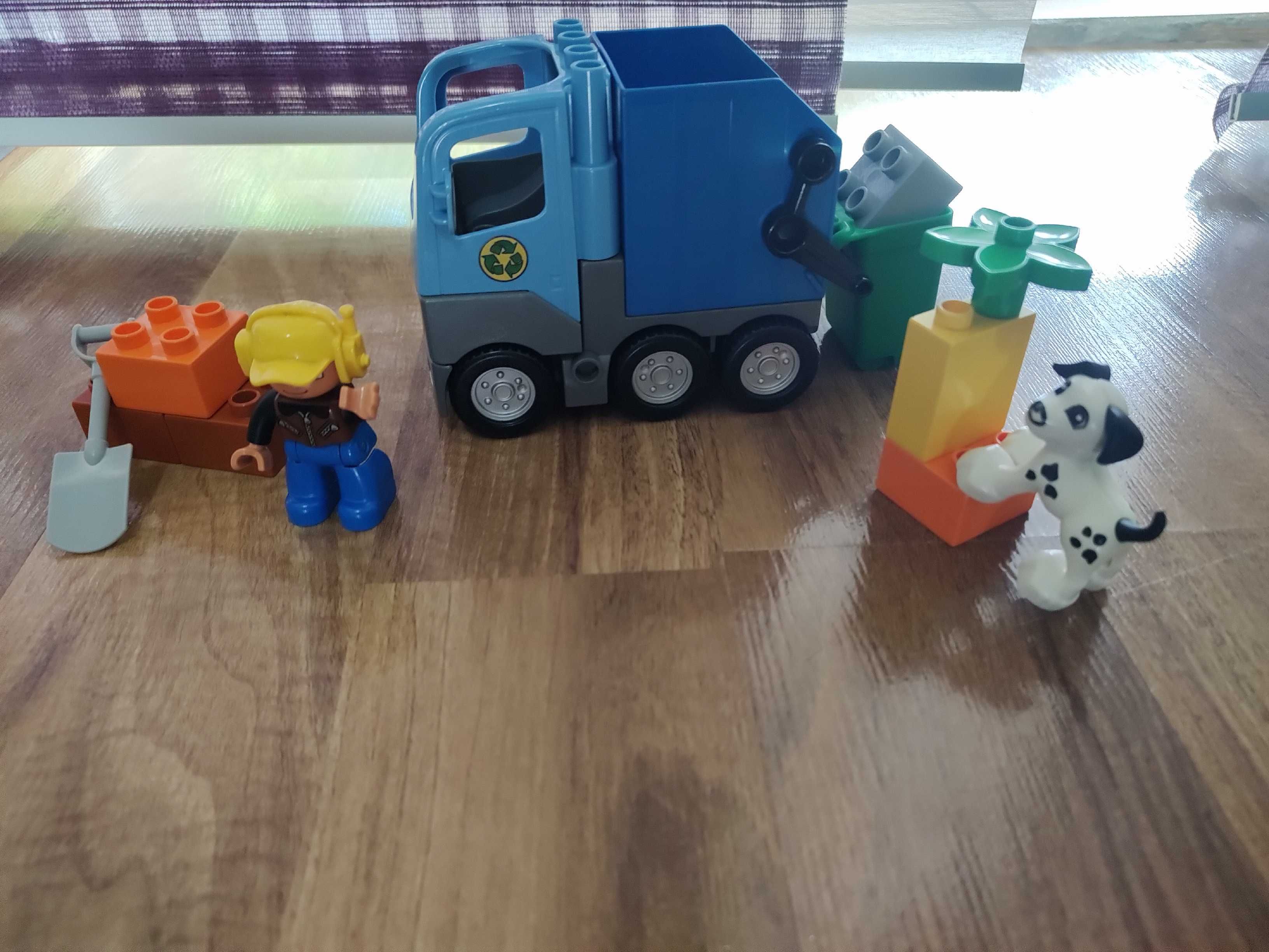 Lego Duplo Śmieciarka 10519