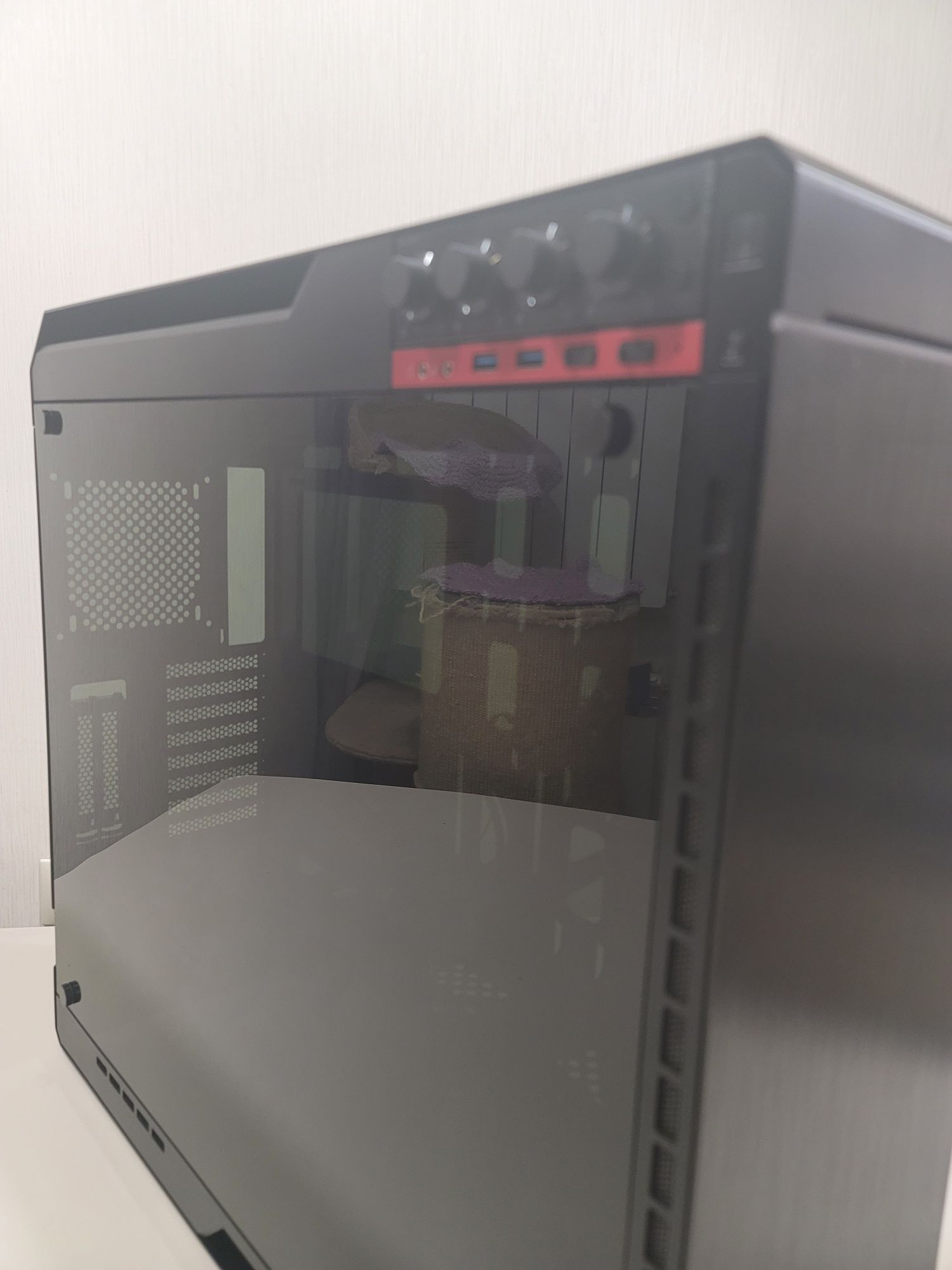 Продам премиальный корпус Zalman X7 Black