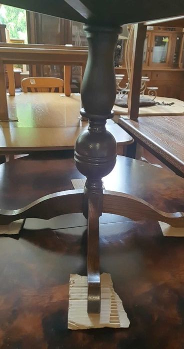 Stolik drewniany dębowy okrągły toczona noga stylowy ciemny FV DOWÓZ