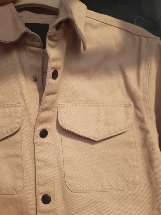 Бежева куртка з довгим рукавом стандартного крою River Island чоловіча