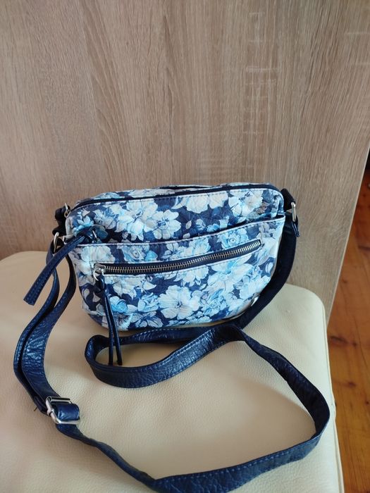 Кросбоді з квітковим принтом