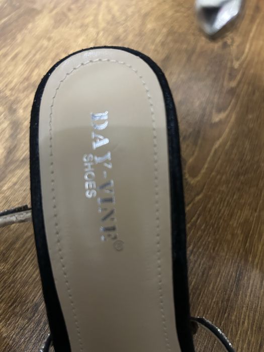 Туфлі розмір 38-39