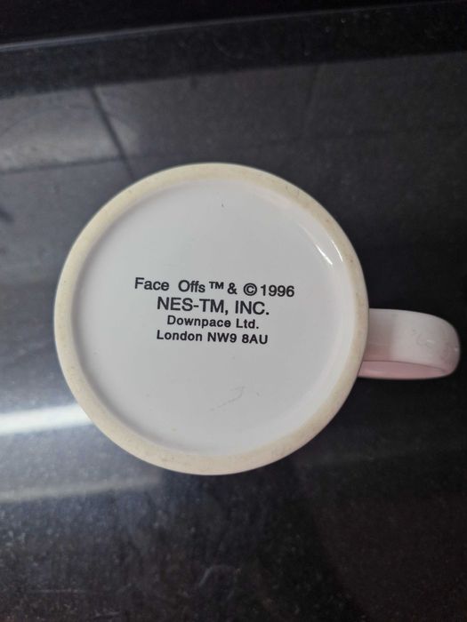 3 x Canecas com desenhos