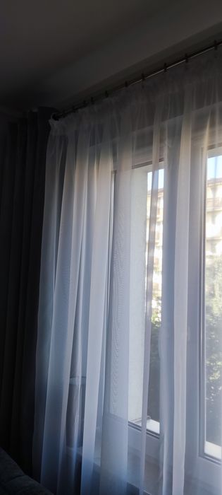 Śnieżnobiałe firanki z woalu