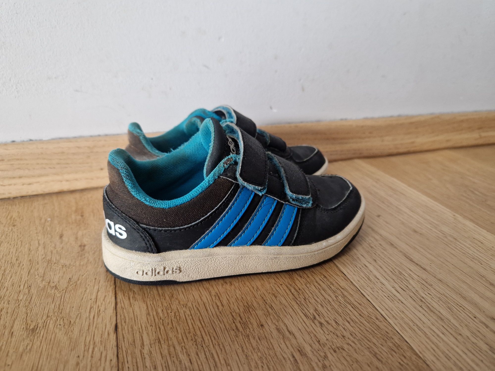 Super butki Adidas rozm. 28