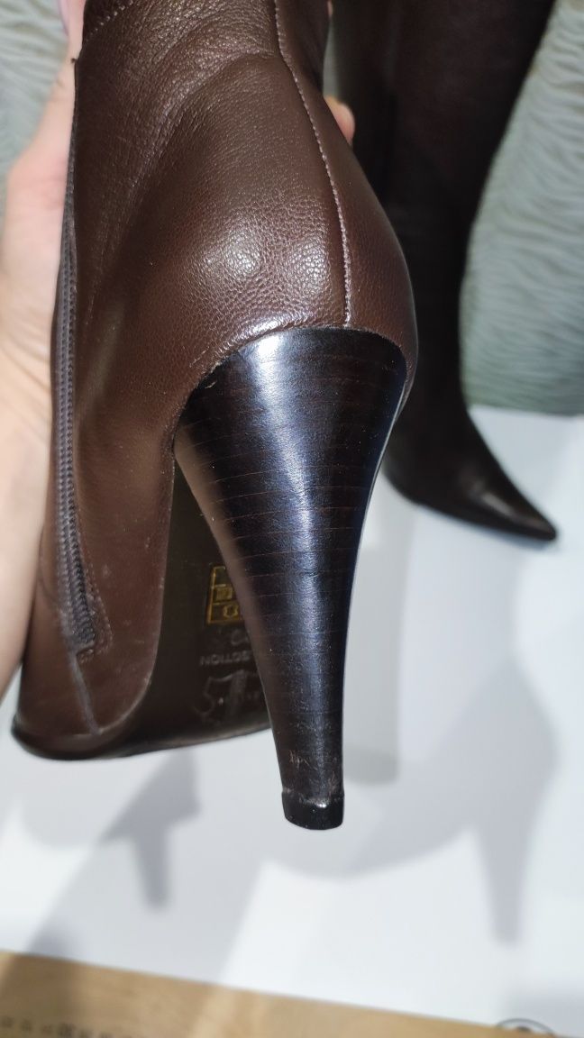 Демісезонні шкіряні жіночі чоботи на високих підборах Ellenka 36 розм