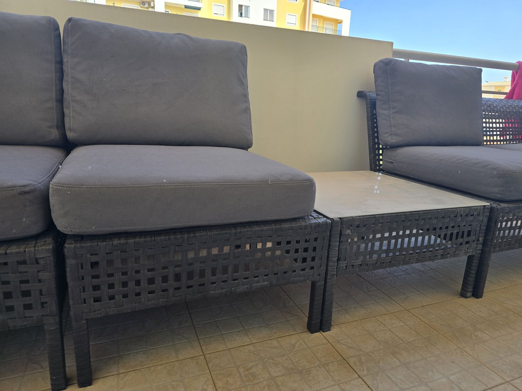 Conjunto sofás exterior + mesa de centro