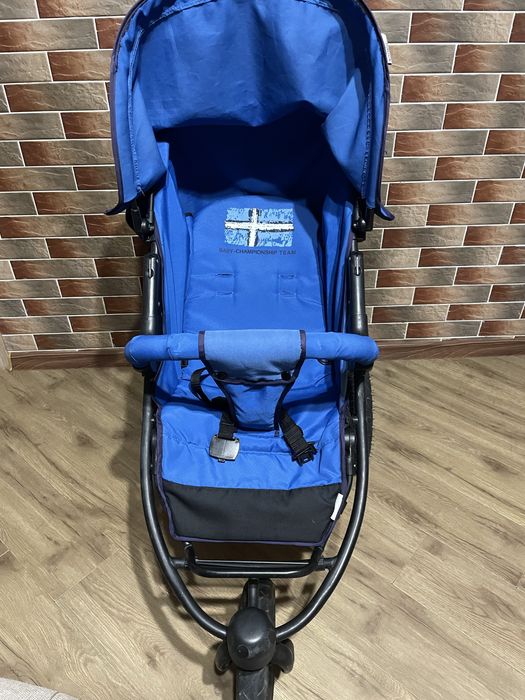 Прогулянкова коляска