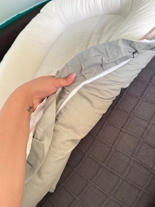 Ninho  bebe -apenas amassado/amarrotado