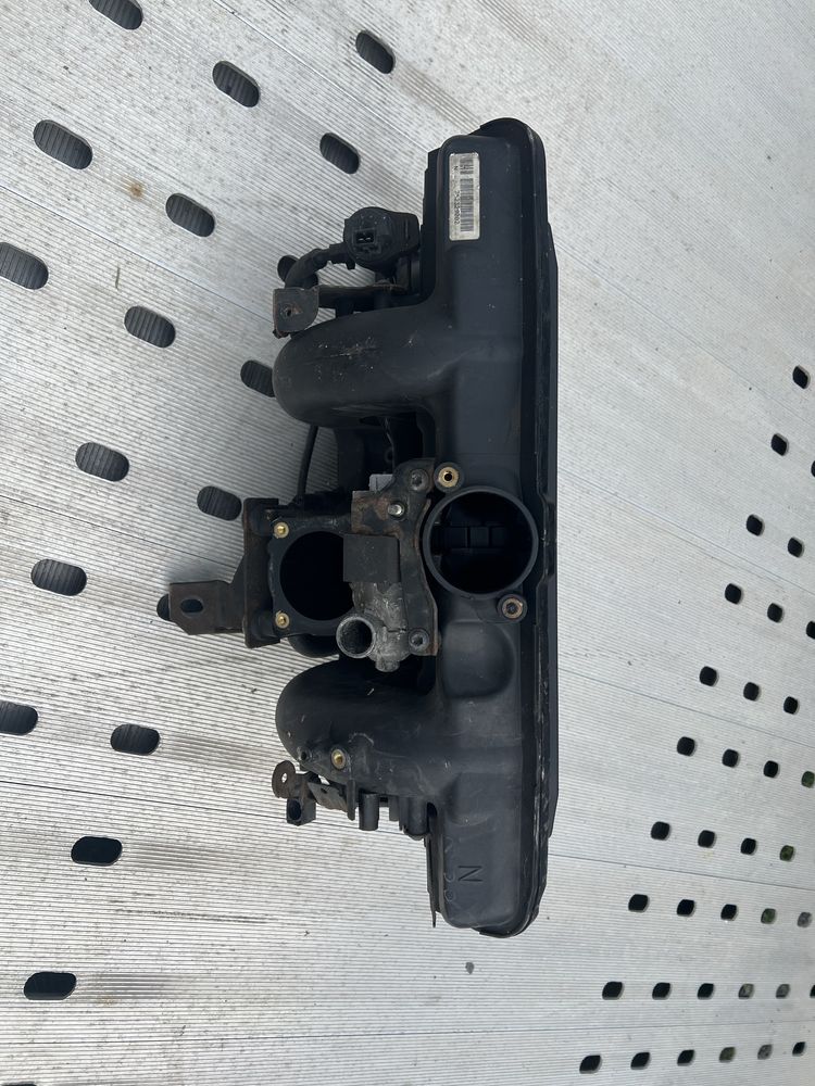 Kolektor ssacy m54b25 m54b22  bmw e46 e60 e39 x3 x5 x83 e53 z4 e85