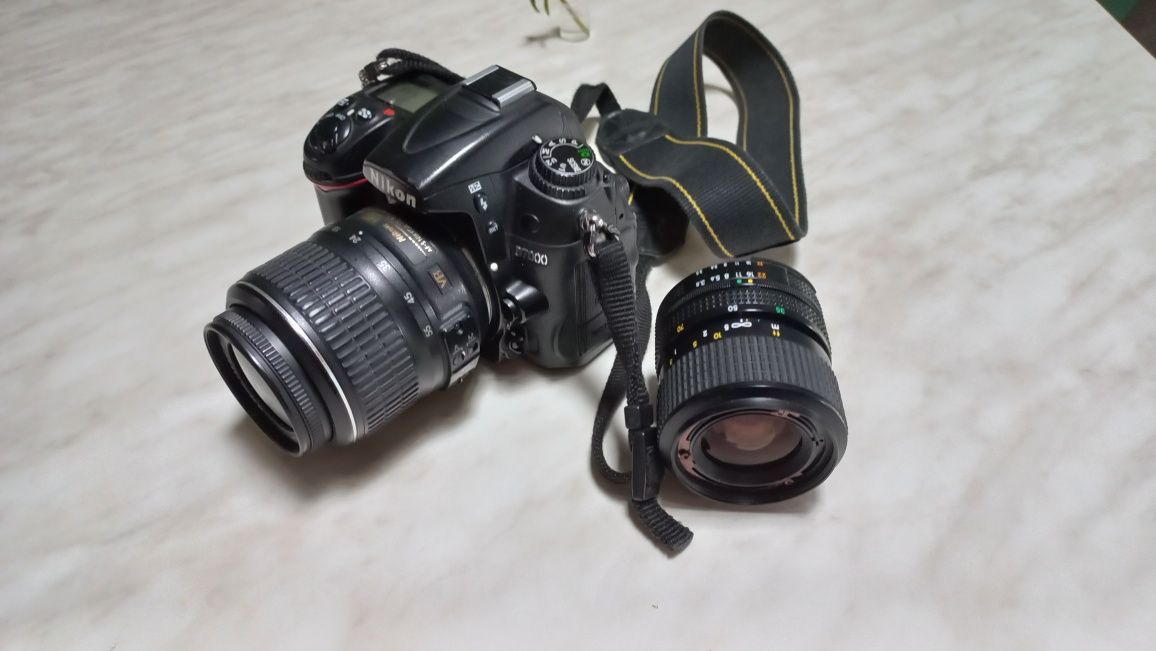 Фотоапарат Nikon D7000