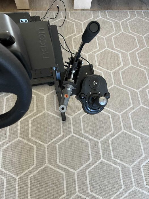 kierownica logitech g29+pedały+shifter+hydro łapa+stelaż+fotel