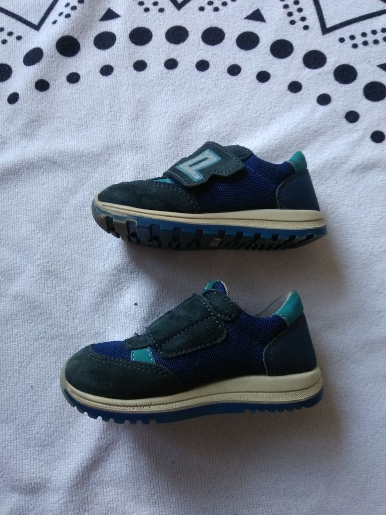 Adidasy granatowe r. 23 Primigi wkładka 15 cm