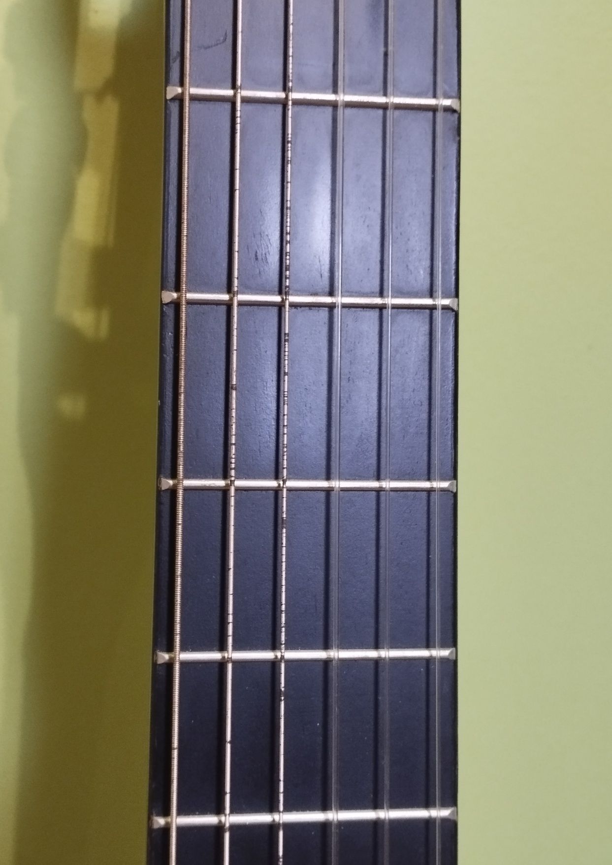 10-letnia gitara akustyczna prawie nie używana + pokrowiec