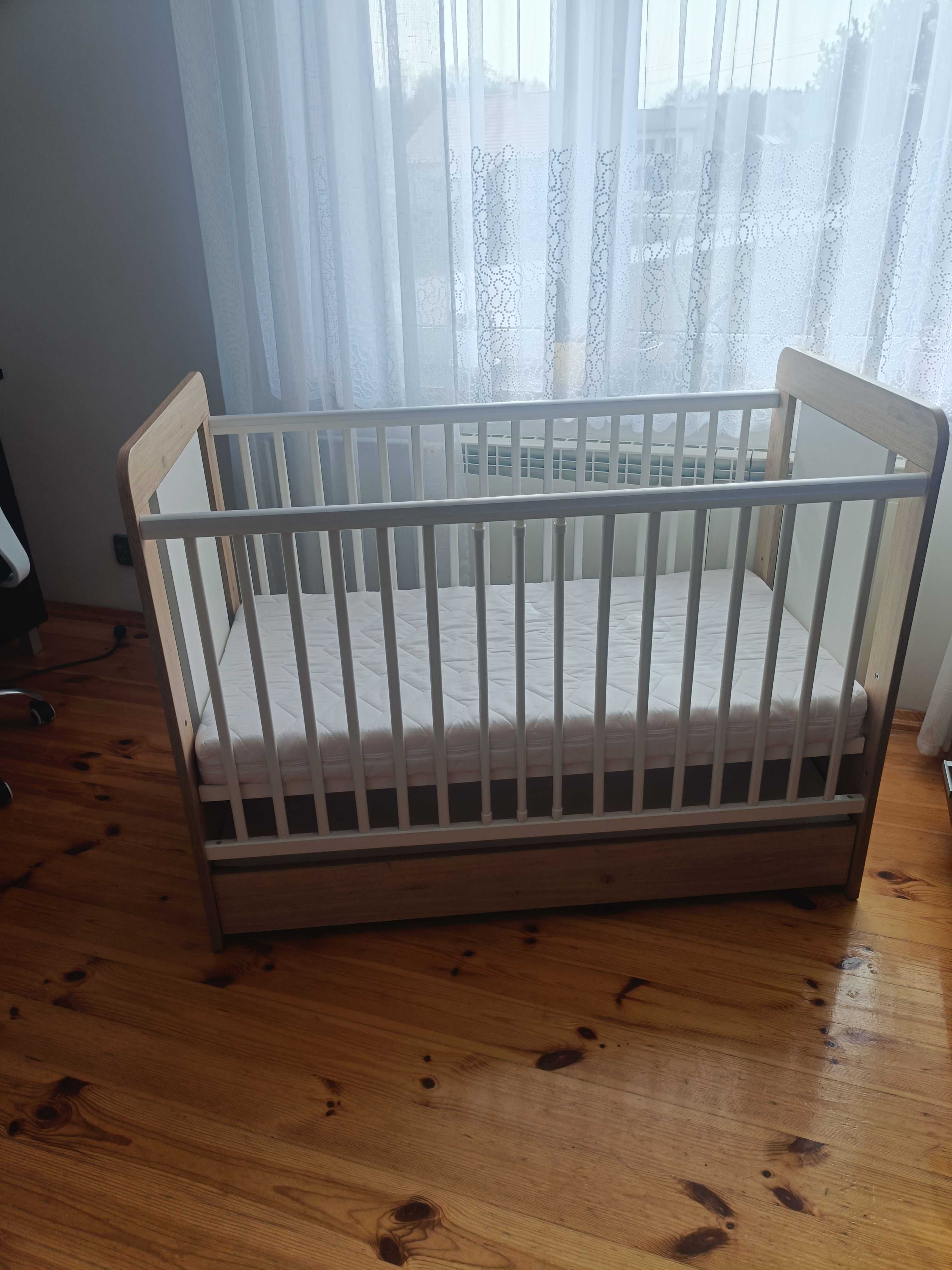 Łóżeczko dziecięce  jak nowe