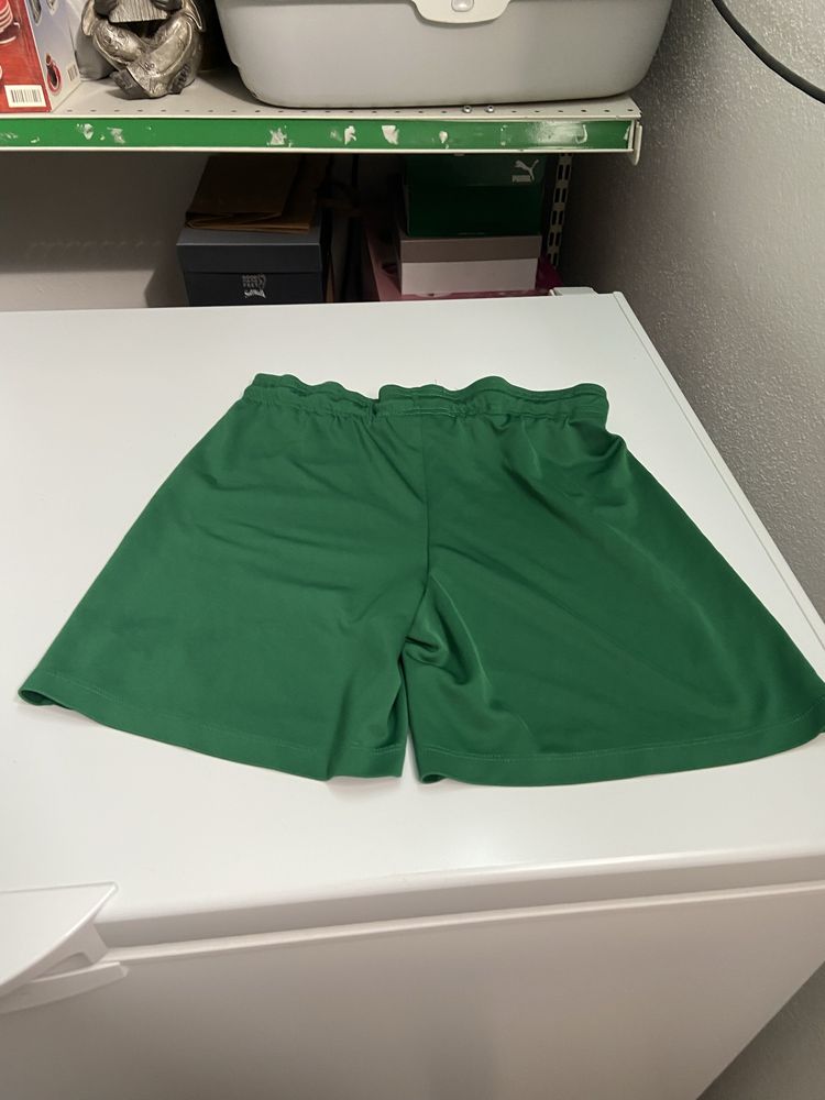 Calcoes da nike cor verde