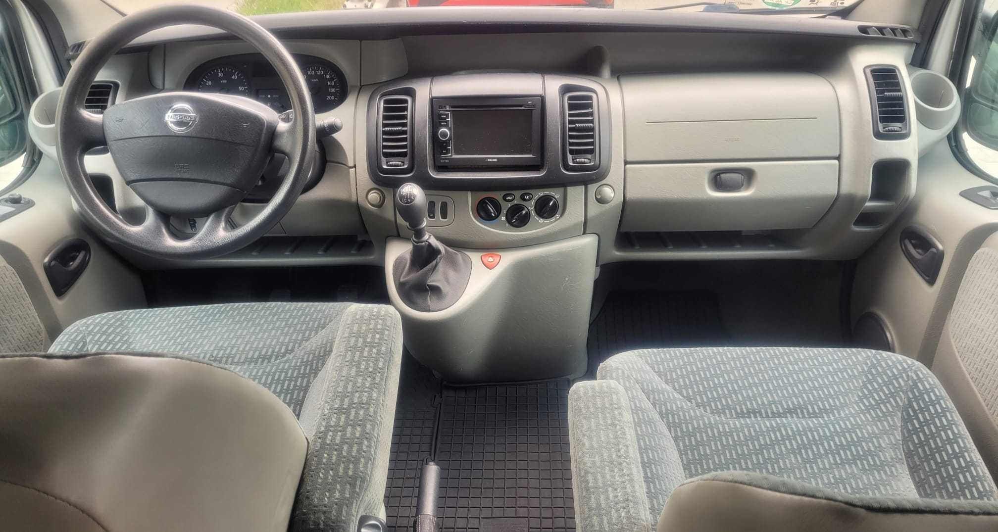 Wynajem bus 8,9 osób Primastar Trafic Vivaro