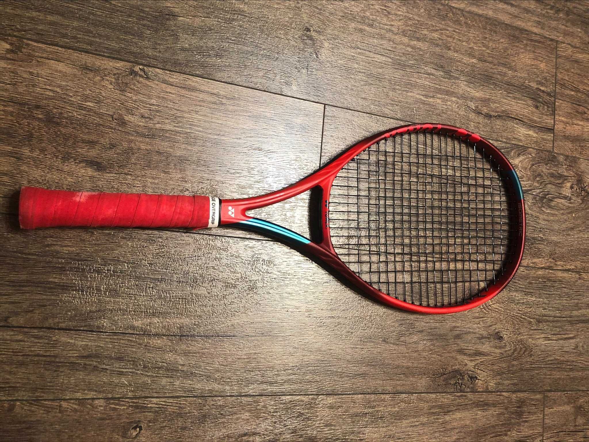 Ракетка Yonex 21 Vcore 100 (300 g) Tango Red