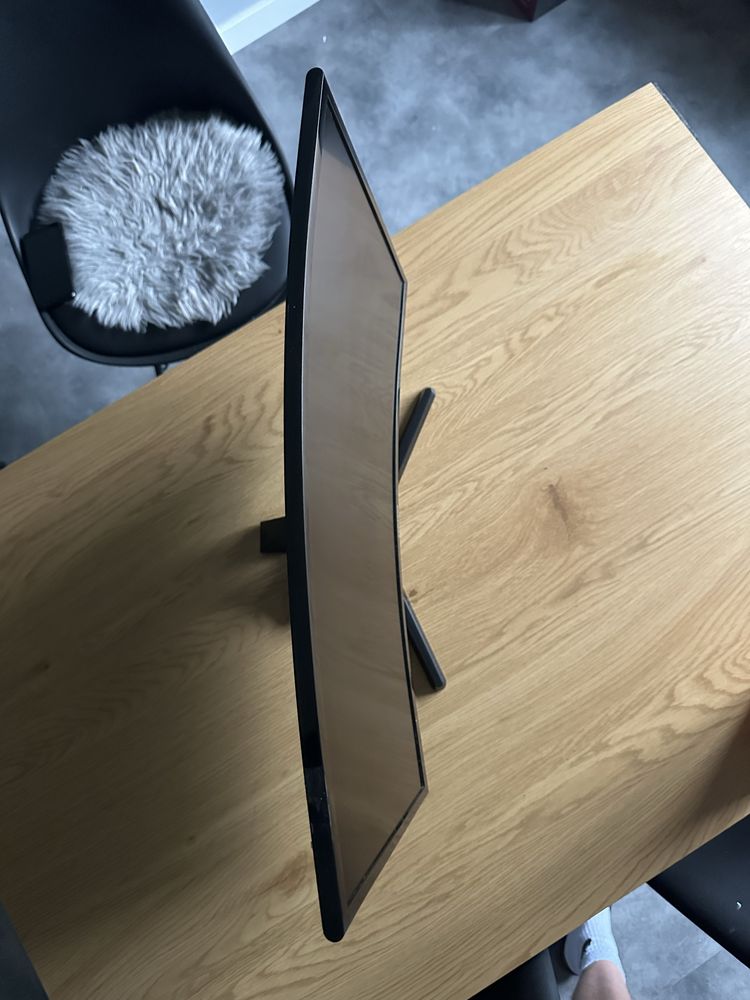 Monitor Samsung C24F396FHU