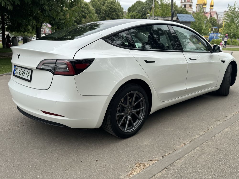 Tesla Model 3 2022 Standart Plus