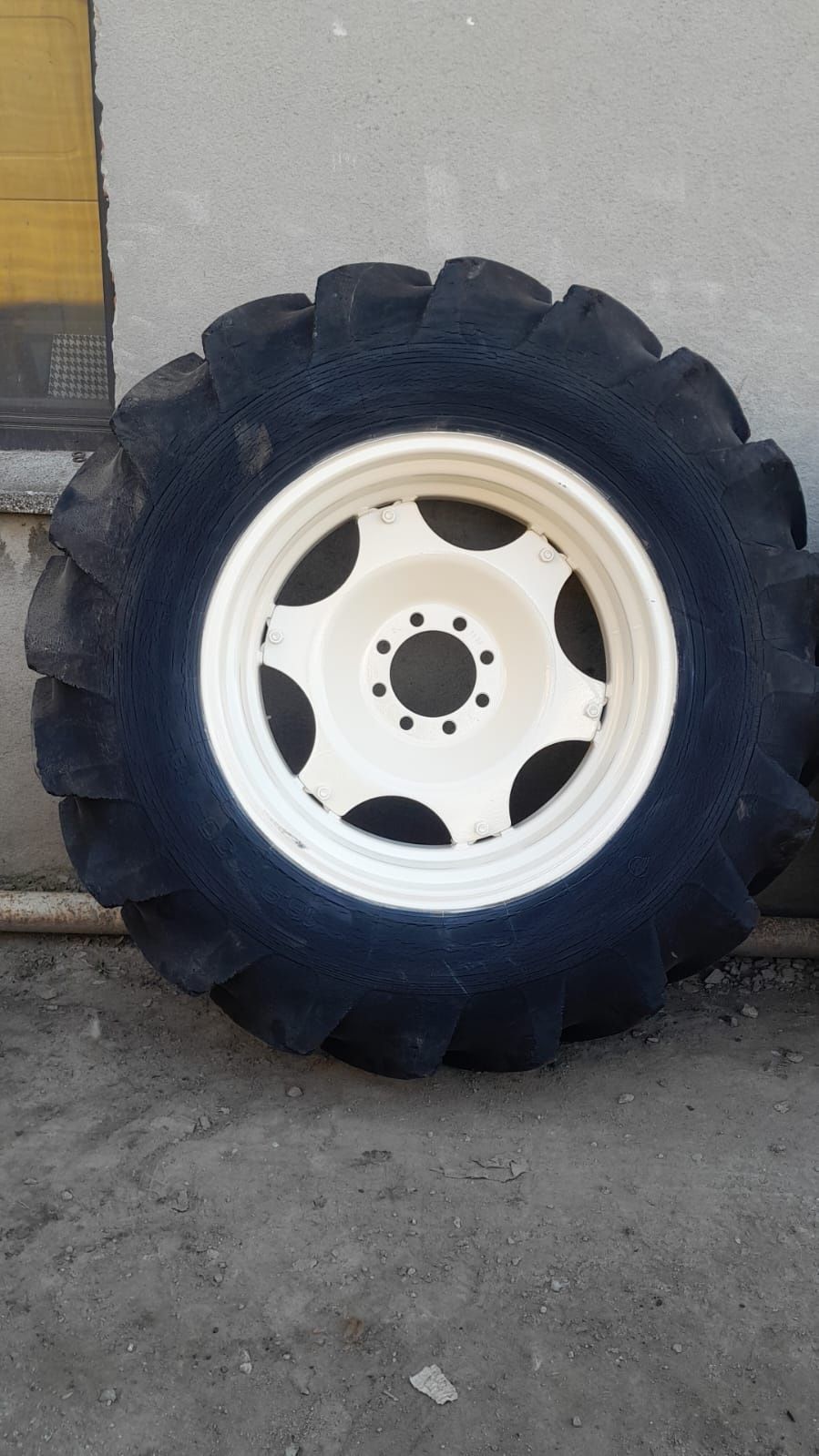 Felgi r 30 zetor 7211 zetor felgi zetor stan idealny