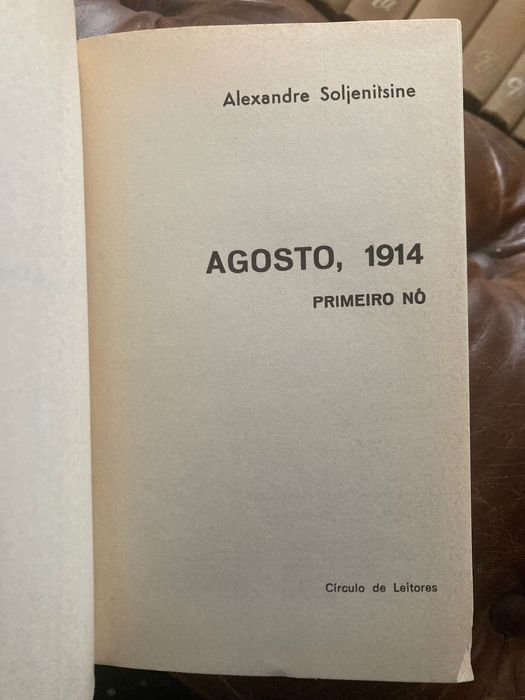 8 livros do Círculo de Leitores