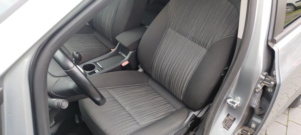 Opel Astra J 1.6 115 KM dobre wyposażenie