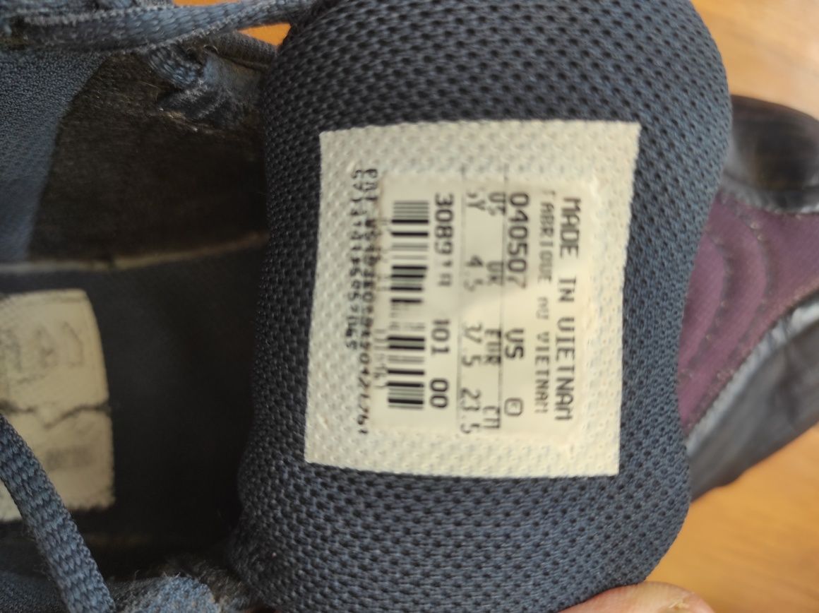 Sapatilhas Nike tam 37,5